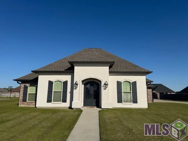 $425,000 | 138 Aubrey Joseph Drive, Gray, LA 70359