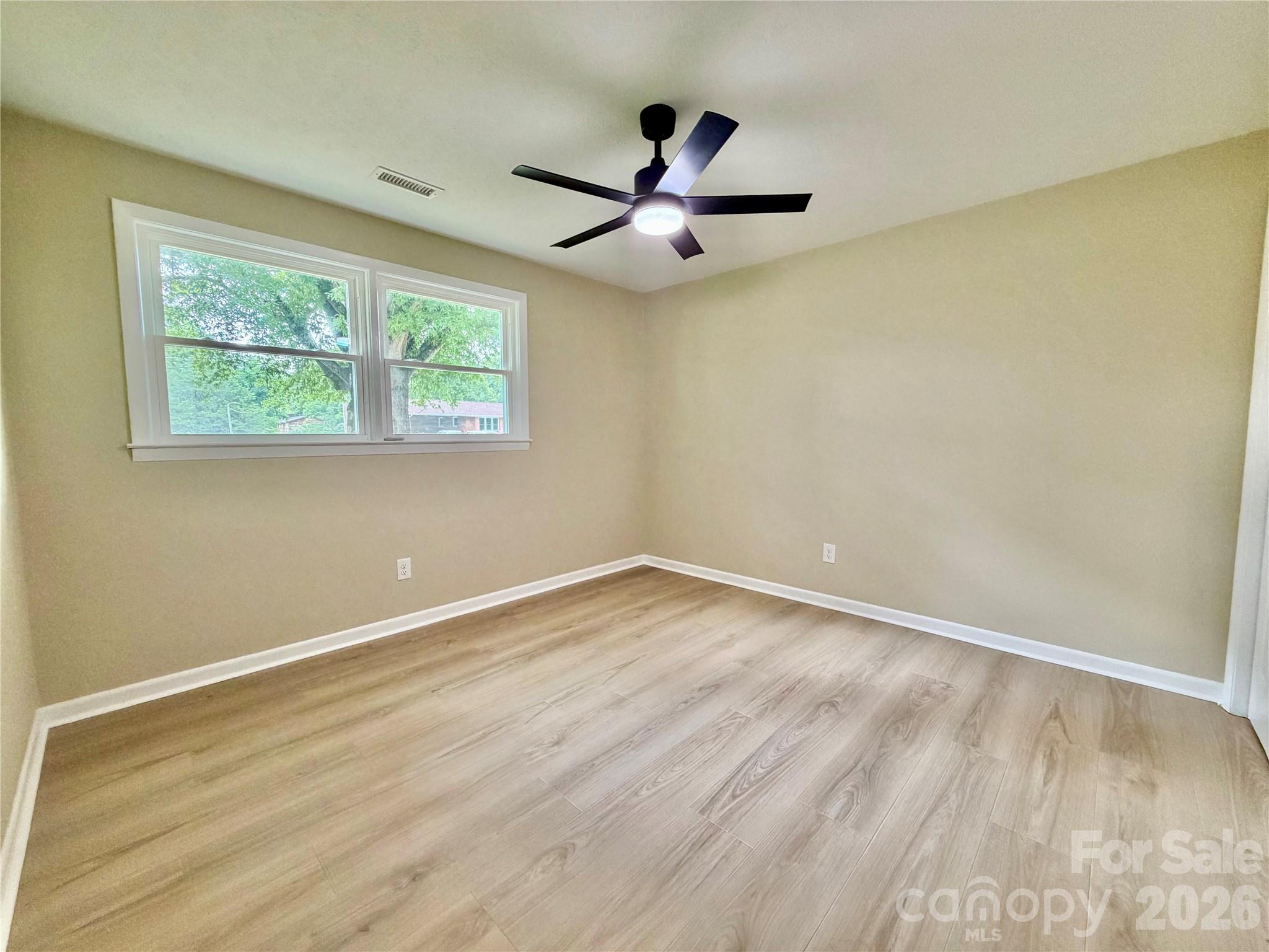 303 Deal Avenue Conover, NC 28613 - Photo 15 of 33