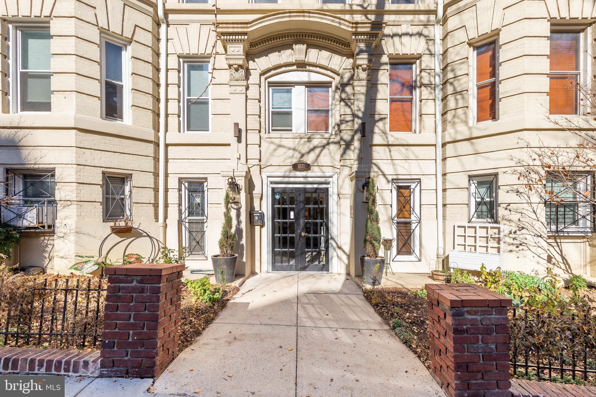 1831 Belmont Road Northwest, Unit 305 Washington, DC 20009 - Photo 15 of 19