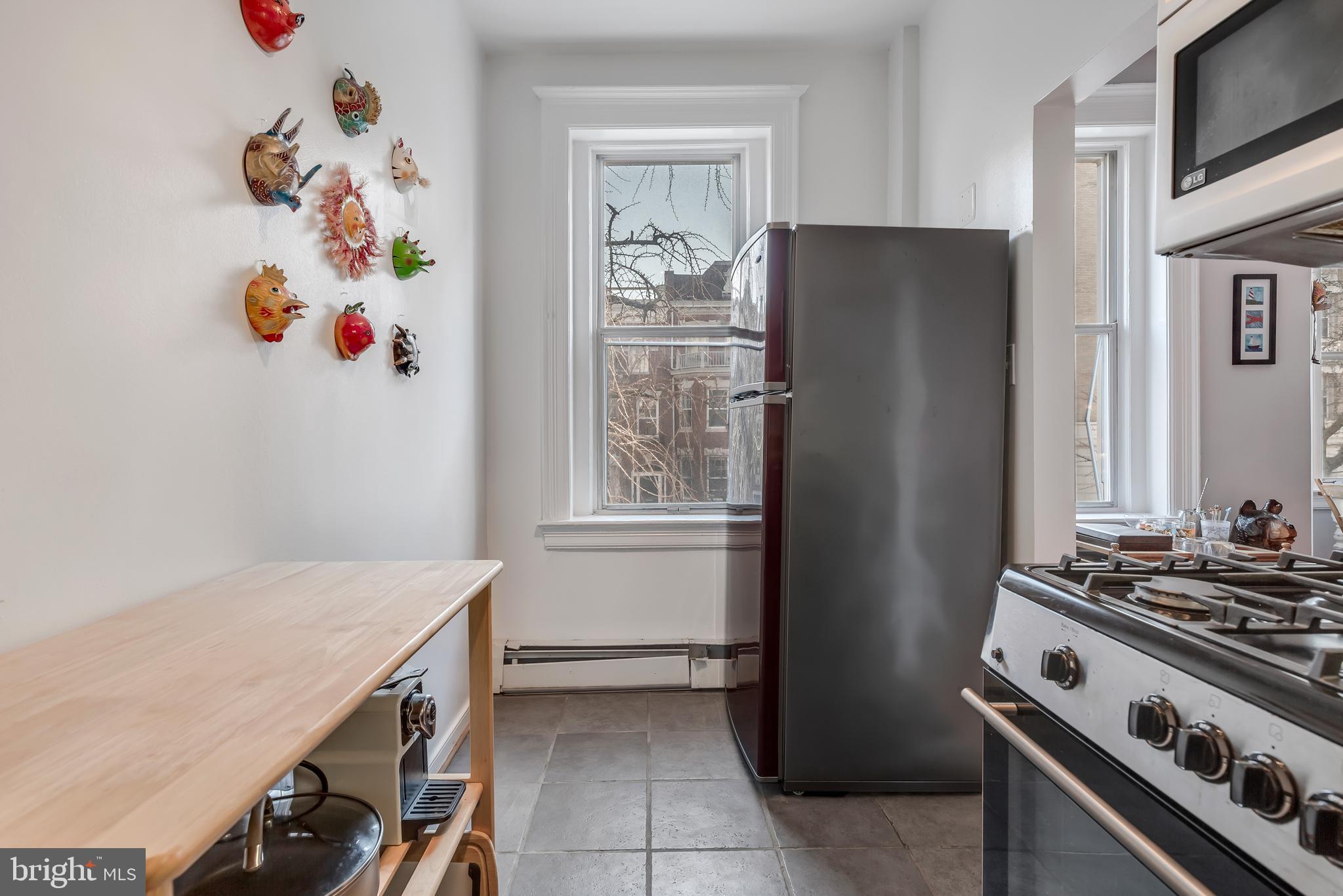 1831 Belmont Road Northwest, Unit 305 Washington, DC 20009 - Photo 9 of 19