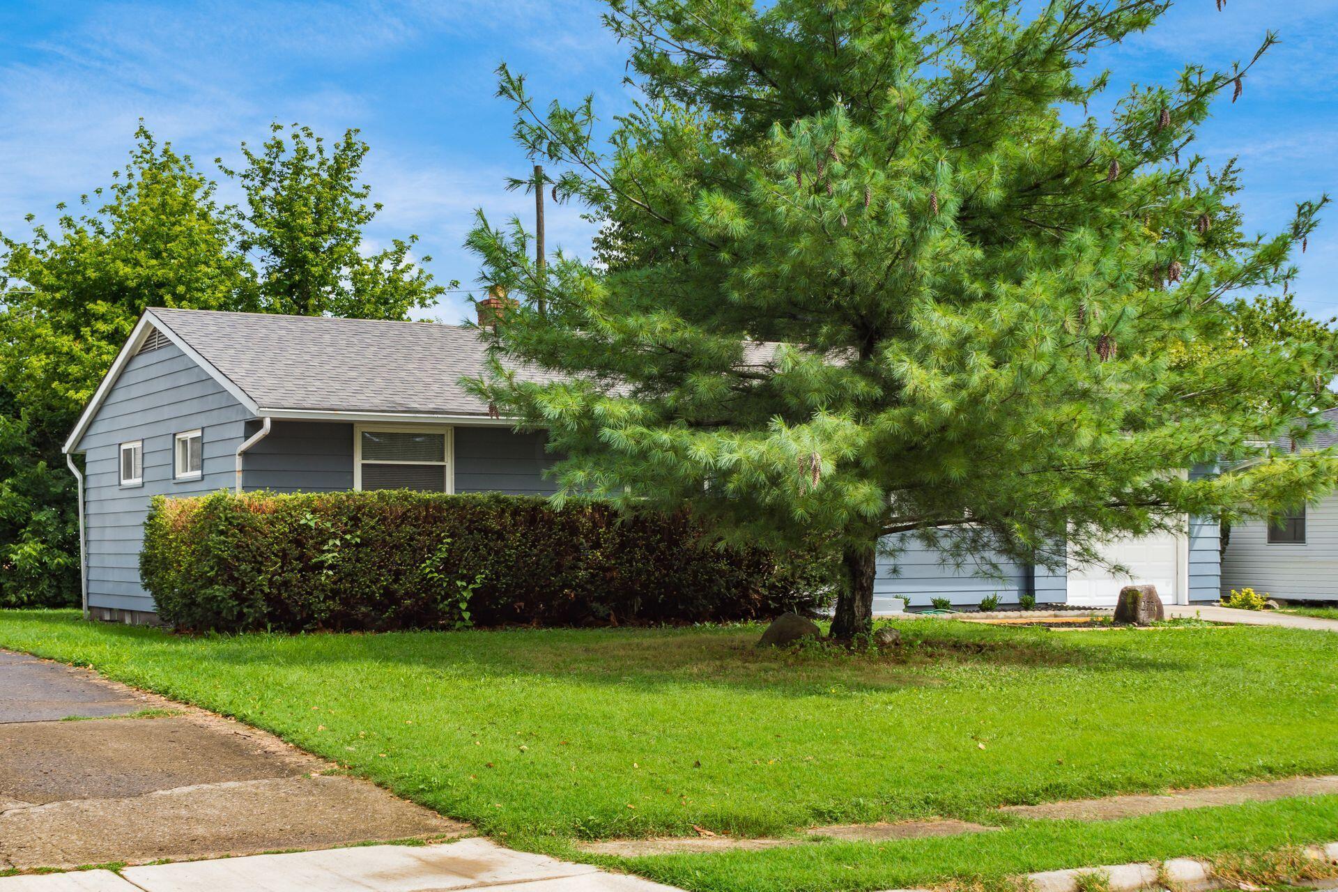2776 Rosedale Avenue Columbus, OH 43204 - Photo 2 of 28 004_c_Z 2776 Rosedale Ave 004