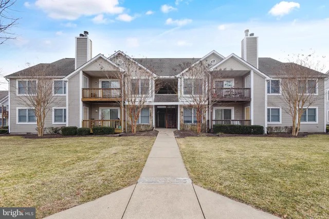 $2,150 | 214 Teal Court, Unit G, Chester, MD 21619