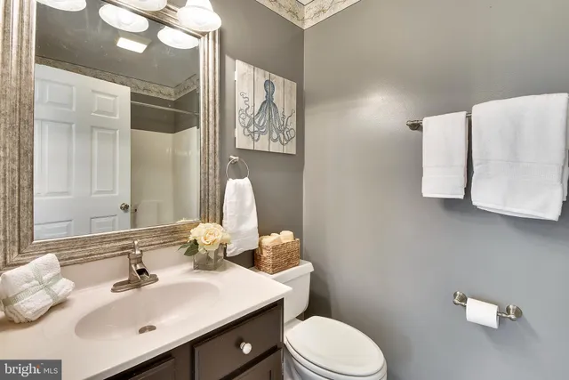 $2,150 | 214 Teal Court, Unit G, Chester, MD 21619