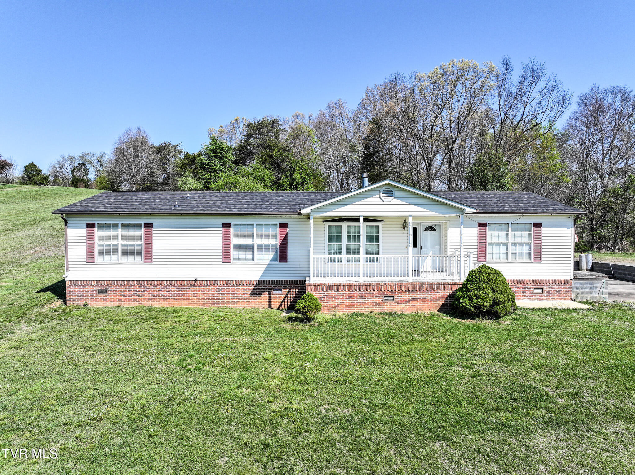 4061 Carters Valley Road Church Hill, TN 37642 - Photo 3 of 54 front