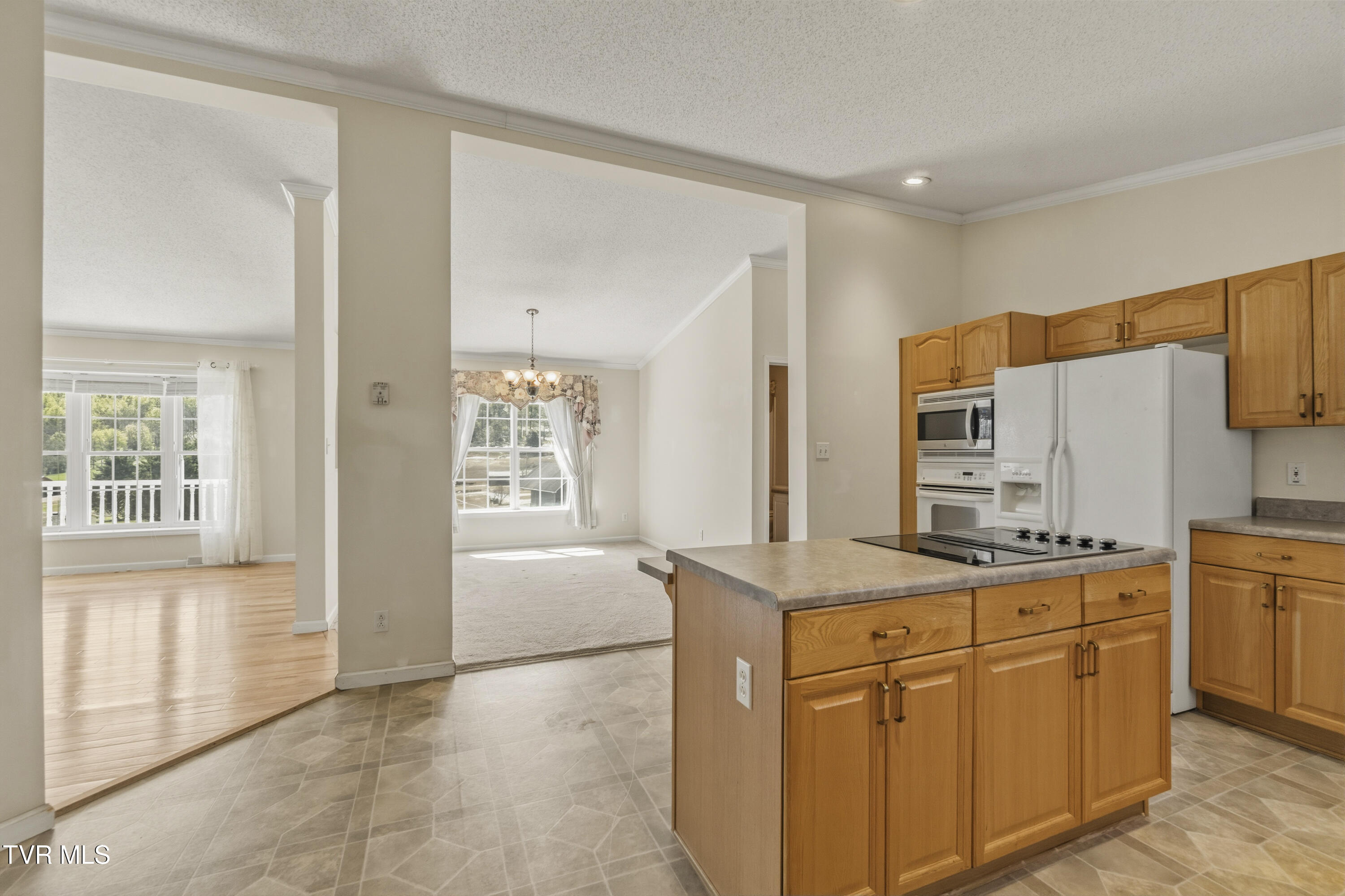 4061 Carters Valley Road Church Hill, TN 37642 - Photo 33 of 54 kitchen