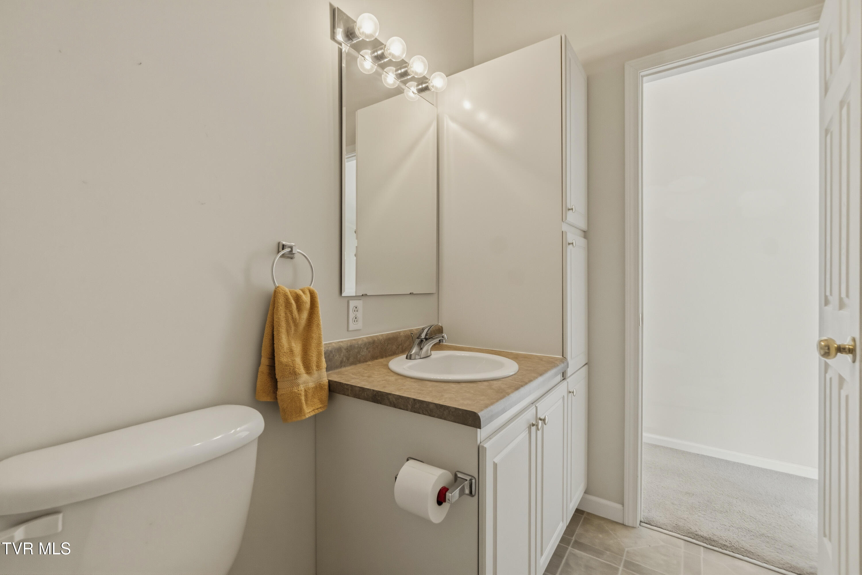 4061 Carters Valley Road Church Hill, TN 37642 - Photo 45 of 54 bathroom 3