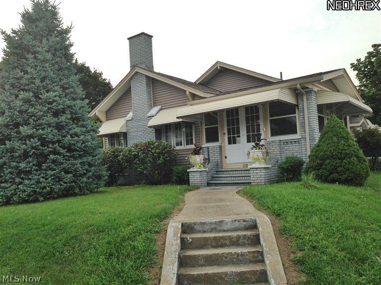 2225 9th Street Northwest Canton, OH 44708 - Photo 2 of 25 Gallery Image 2