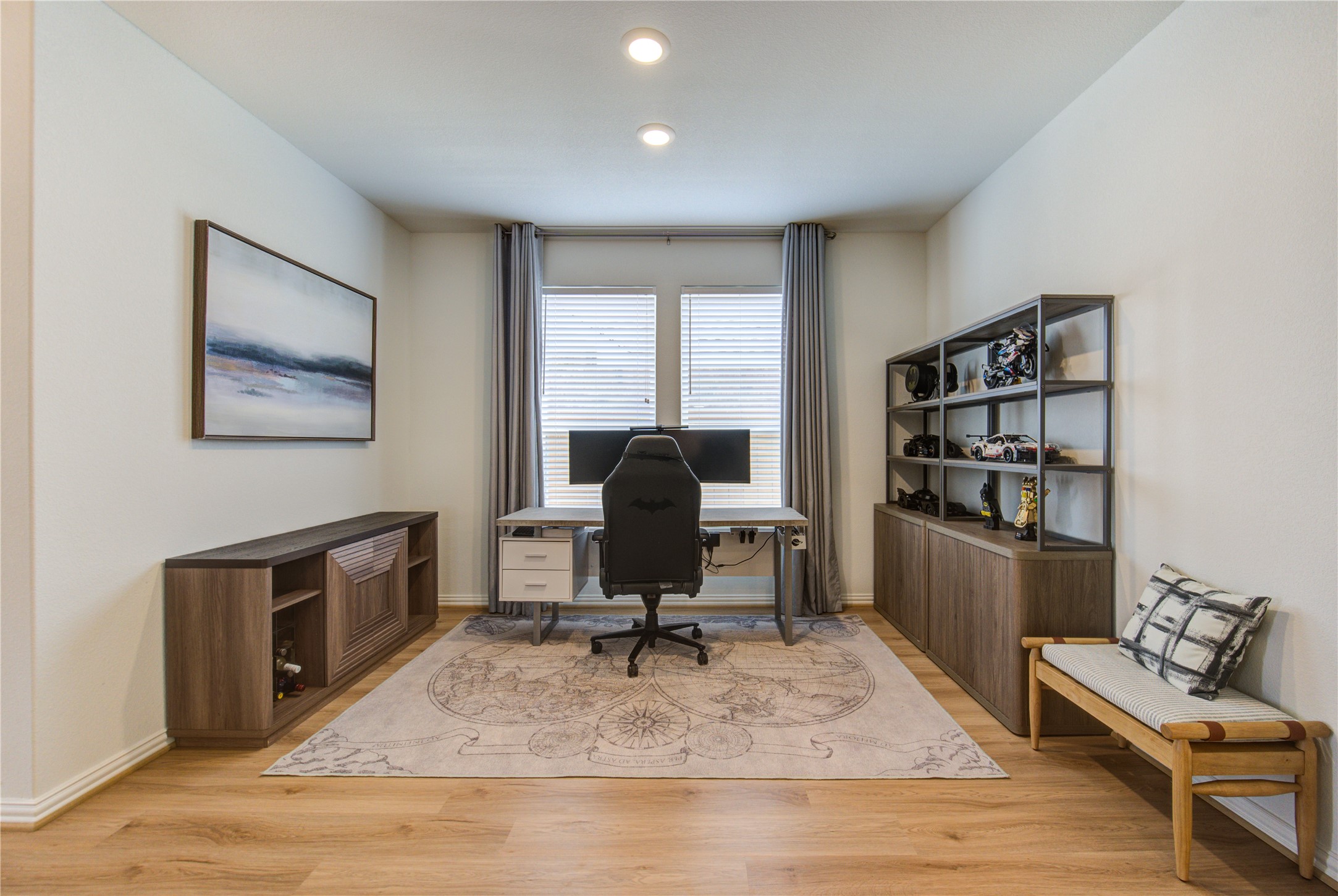 12110 Fletching Stone Lane Houston, TX 77044 - Photo 15 of 50 a living room with furniture and a fireplace