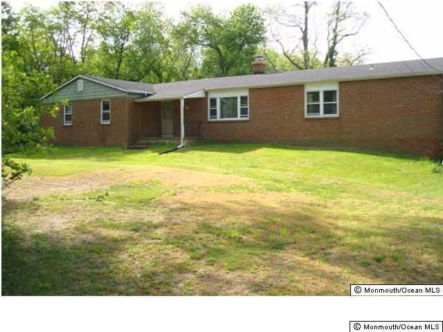 346 Windeler Road Howell, NJ 07731 - Photo 1 of 3 Primary Photo