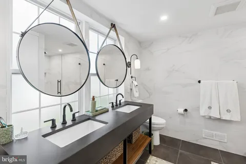 $995,000 | 503 South 22nd Street, Philadelphia, PA 19146