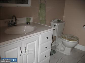 9 Gradlyn Drive Cookstown, NJ 08511 - Photo 9 of 10