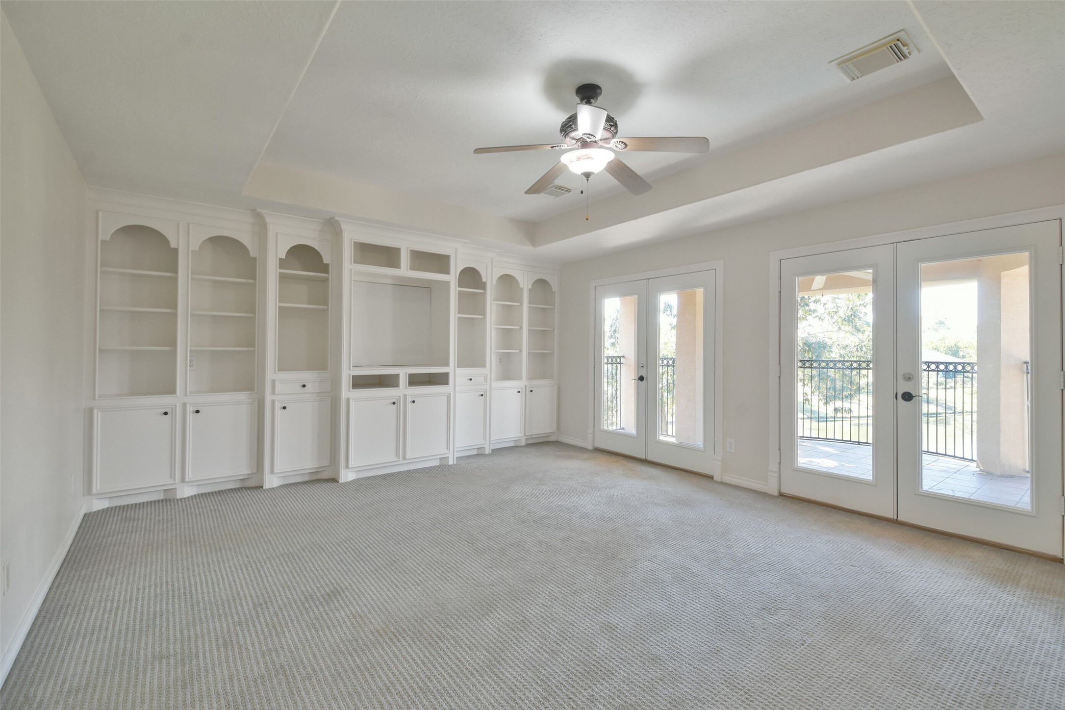 8114 Hideaway Lake Circle Spring, TX 77389 - Photo 25 of 50 a view of an empty room with a window