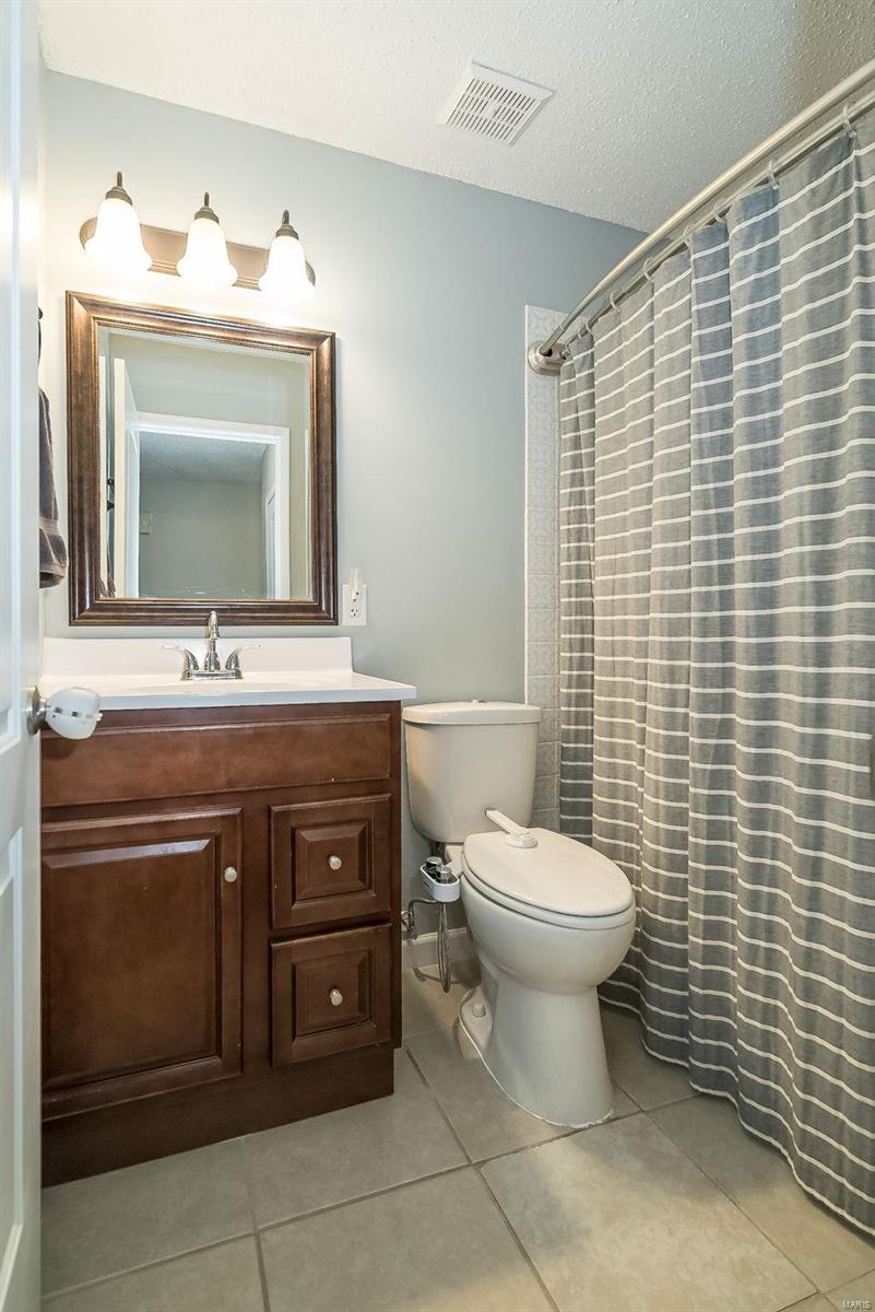 4 Maple Street St. Peters, MO 63376 - Photo 12 of 39