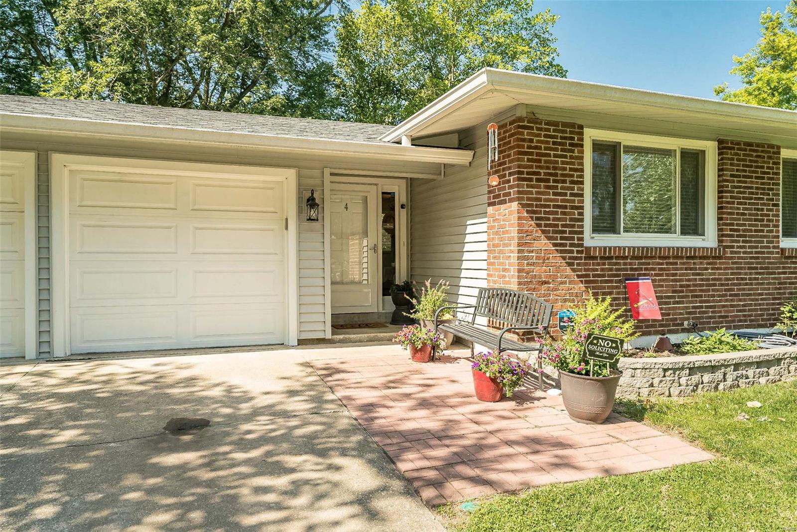 4 Maple Street St. Peters, MO 63376 - Photo 4 of 39