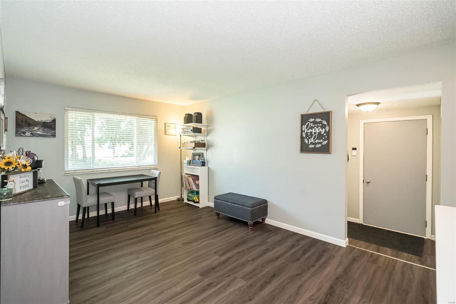 4 Maple Street St. Peters, MO 63376 - Photo 9 of 39