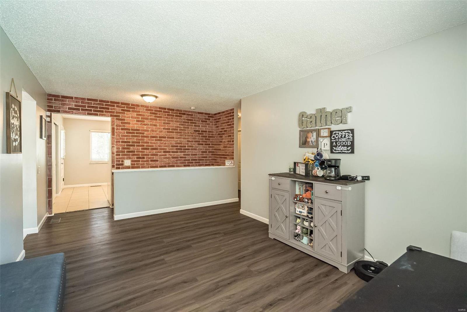 4 Maple Street St. Peters, MO 63376 - Photo 10 of 39