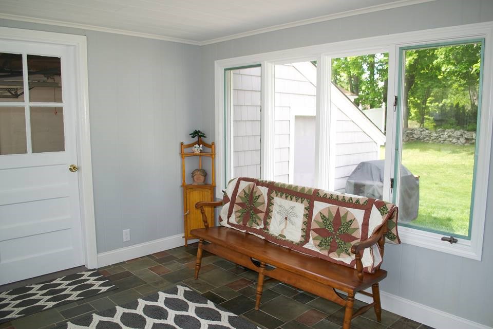 10 Willow Road Smithfield, RI 02828 - Photo 4 of 30