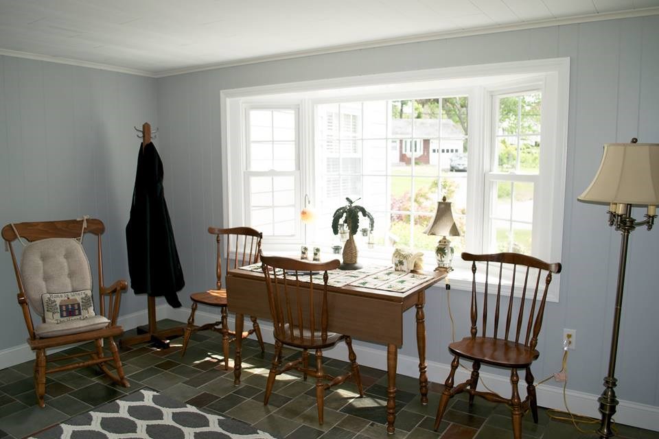 10 Willow Road Smithfield, RI 02828 - Photo 5 of 30