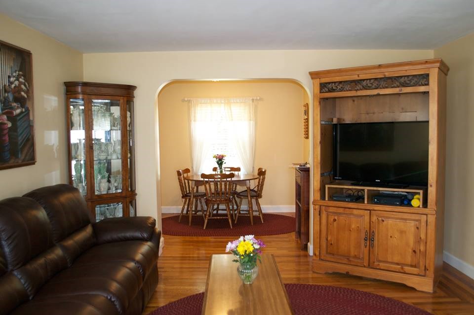 10 Willow Road Smithfield, RI 02828 - Photo 9 of 30