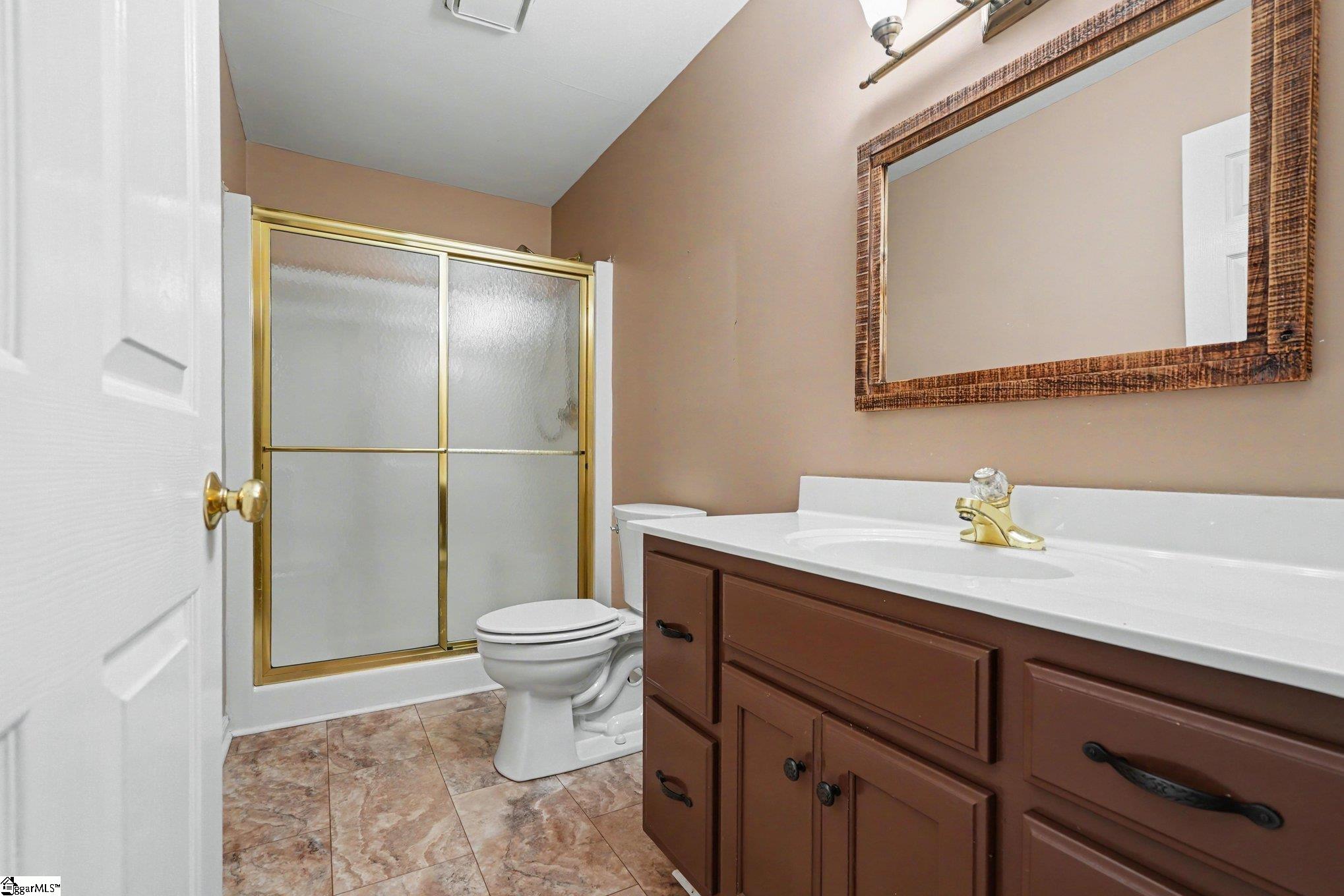 605 Shadow Oaks Drive Easley, SC 29642 - Photo 11 of 38
