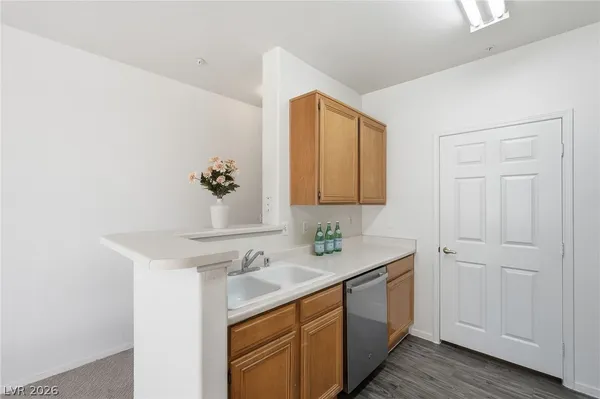 $194,500 | 7185 South Durango Drive, Unit 206, Las Vegas, NV 89113
