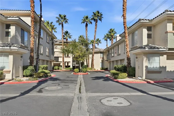 $194,500 | 7185 South Durango Drive, Unit 206, Las Vegas, NV 89113