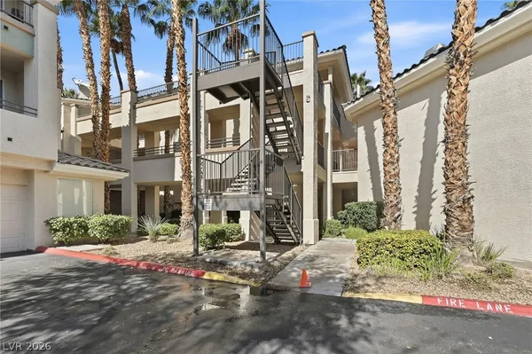$194,500 | 7185 South Durango Drive, Unit 206, Las Vegas, NV 89113