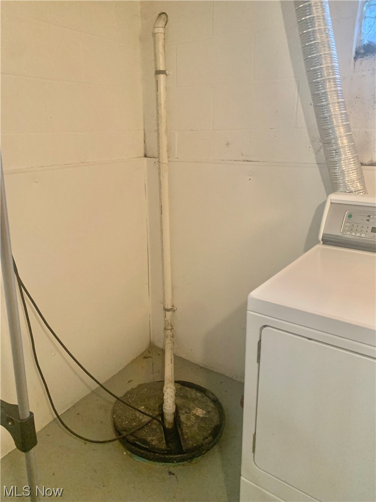 410 Rosedale Street Ravenna, OH 44266 - Photo 27 of 35 Sump pump