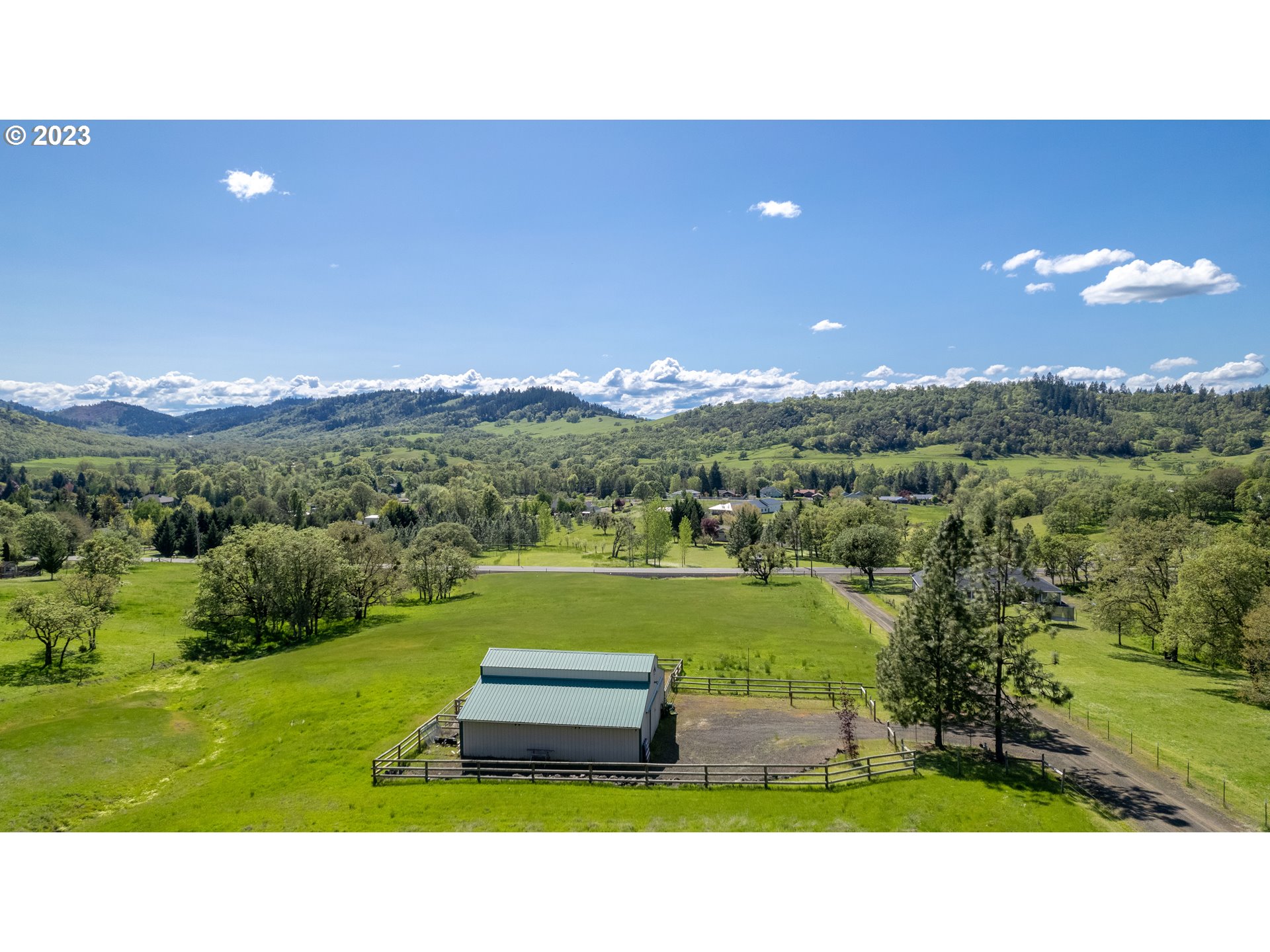 7778 North Bank Road Roseburg, OR 97470 - Photo 36 of 46 Gallery Image 36