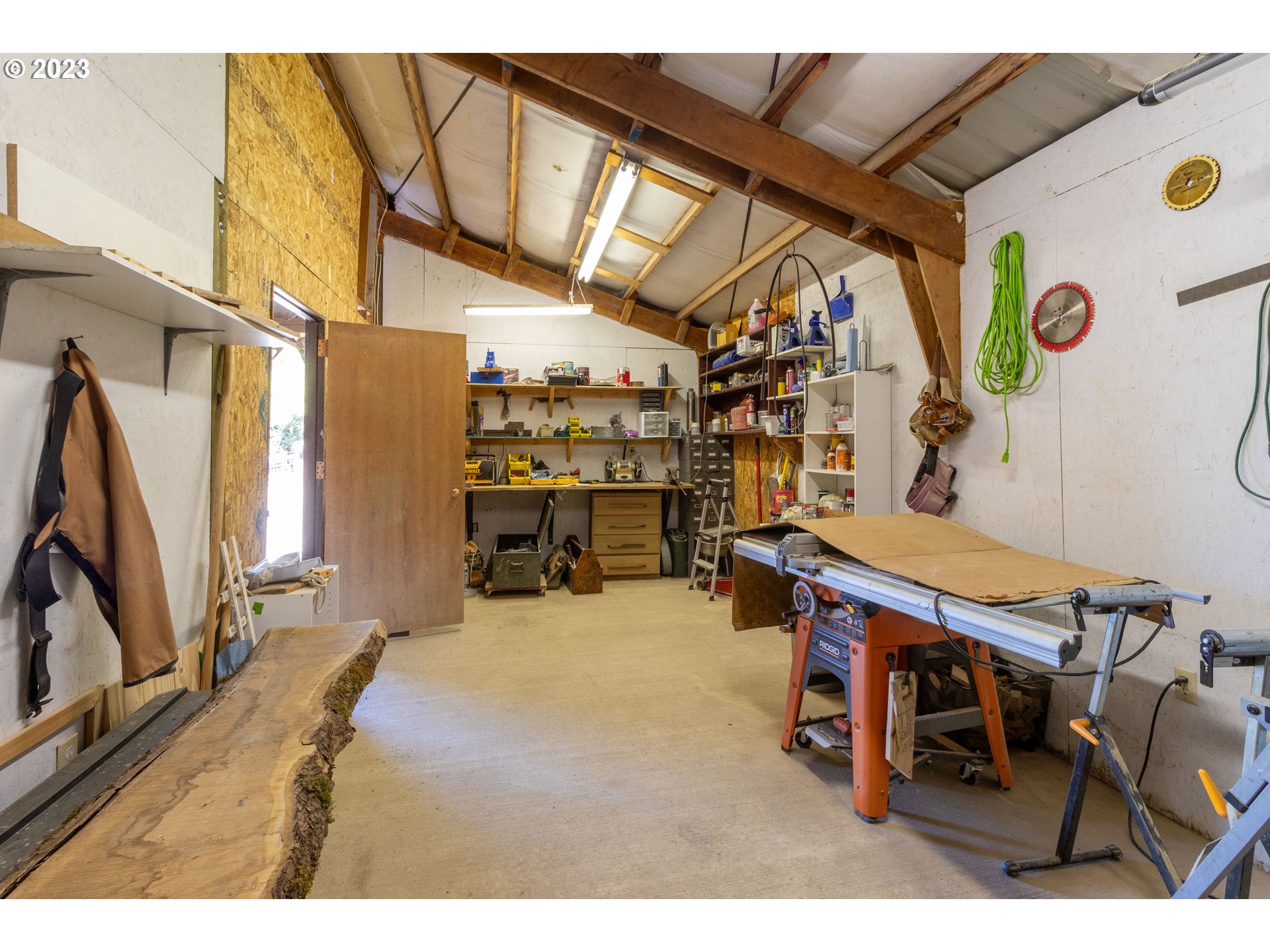 7778 North Bank Road Roseburg, OR 97470 - Photo 42 of 46 Gallery Image 42