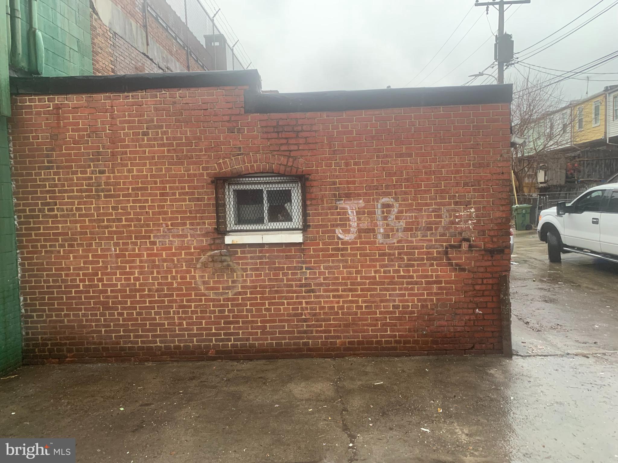 North Conkling Street Baltimore, MD 21224 - Photo 2 of 6