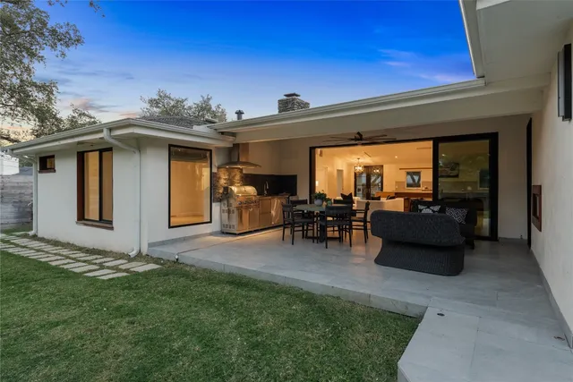 $1,985,000 | 4000 Greystone Drive, Austin, TX 78731