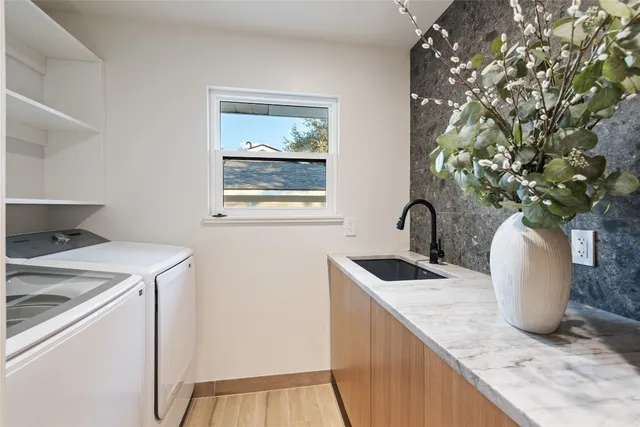 $1,985,000 | 4000 Greystone Drive, Austin, TX 78731