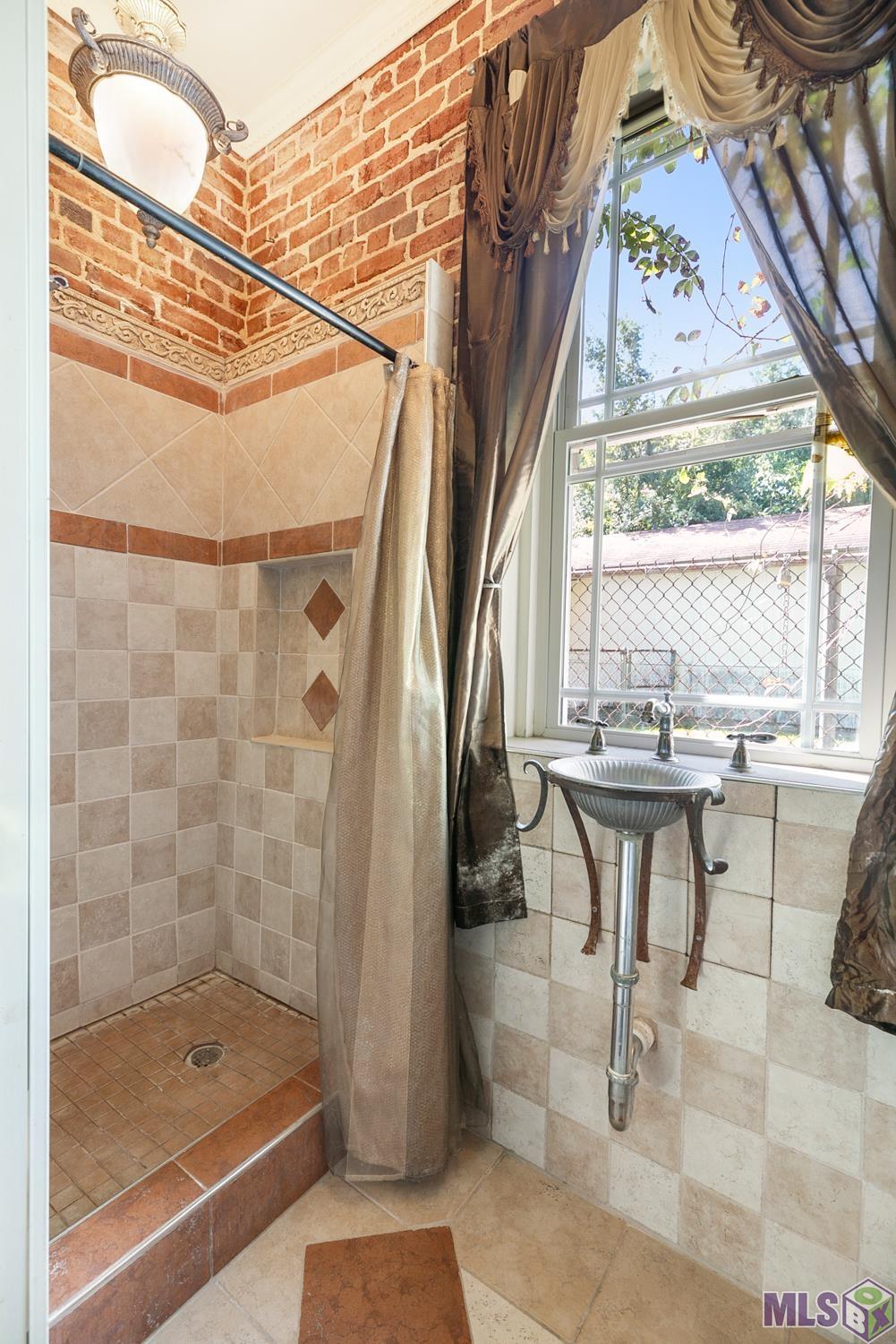 1670 North Street Baton Rouge, LA 70802 - Photo 11 of 16