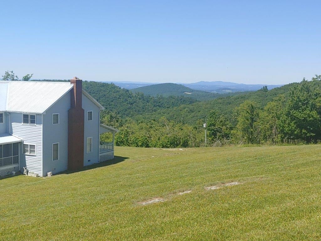 136 Old Flds Road Floyd, VA 24091 - Photo 7 of 50 Gallery Image 7