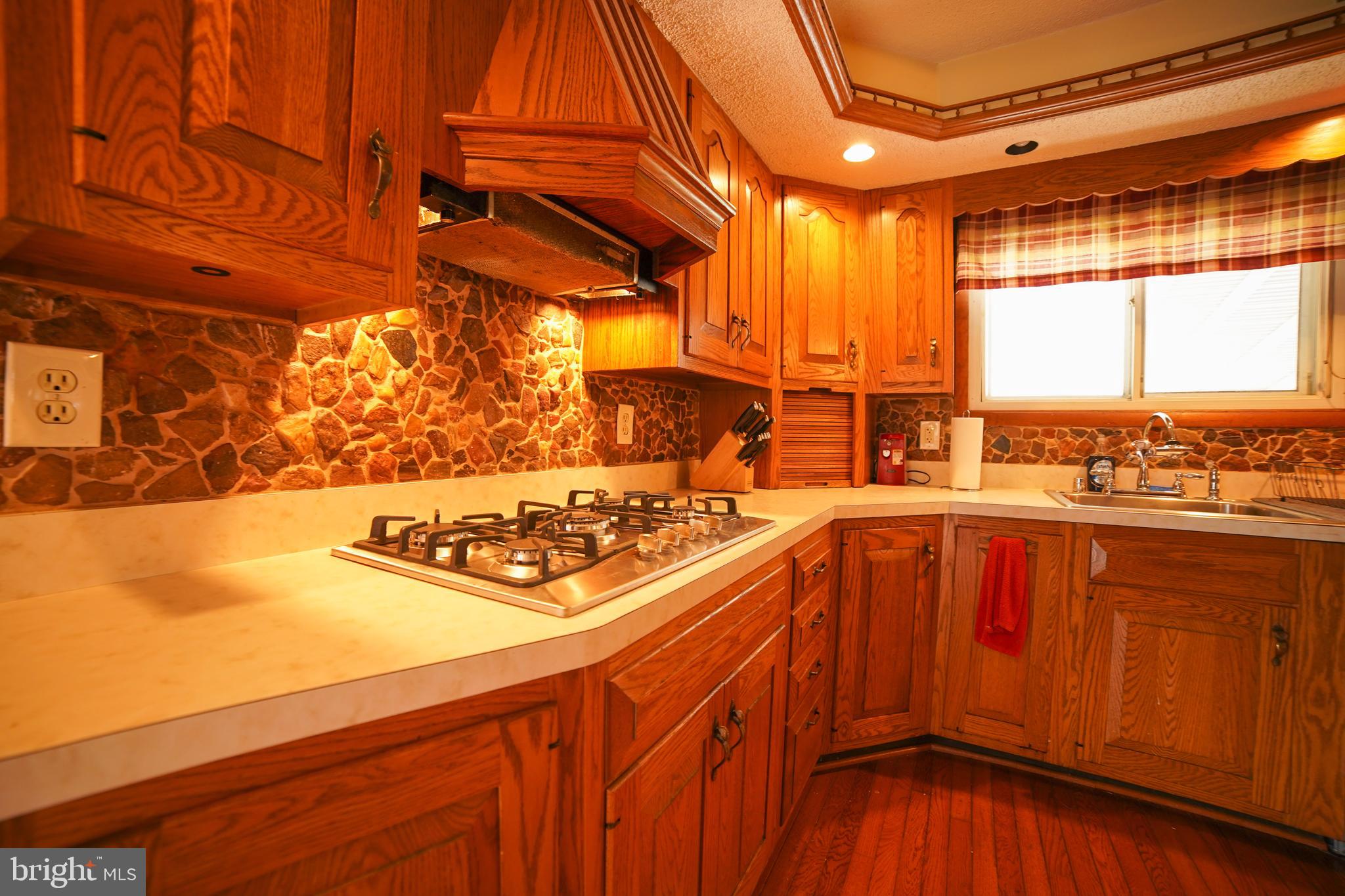 1503 Cavel Road Baltimore, MD 21237 - Photo 12 of 33