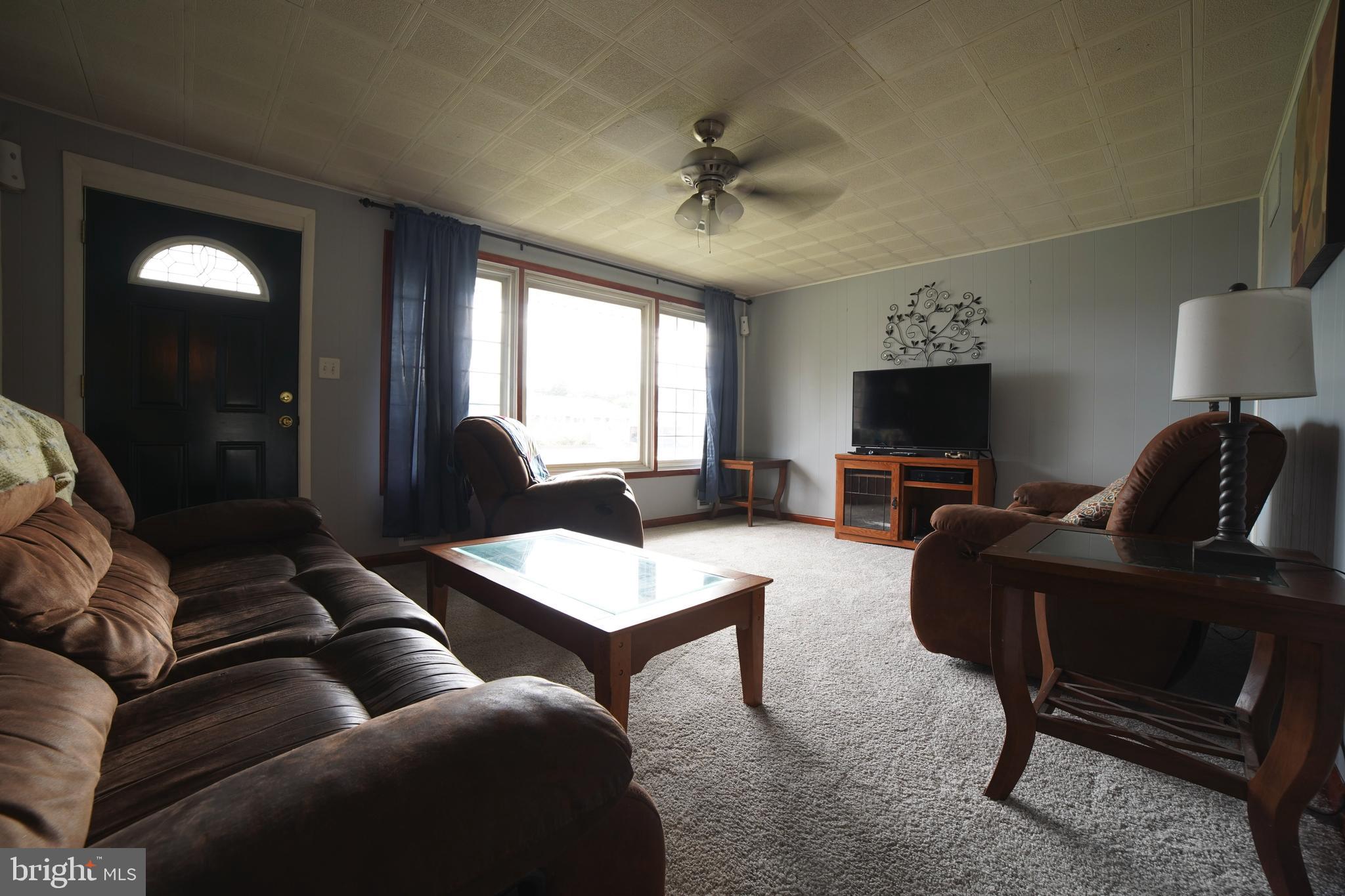 1503 Cavel Road Baltimore, MD 21237 - Photo 6 of 33