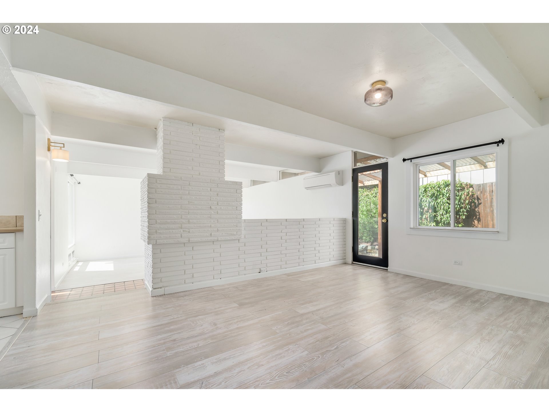 5 West 37th Avenue Eugene, OR 97405 - Photo 6 of 42 Dining Room