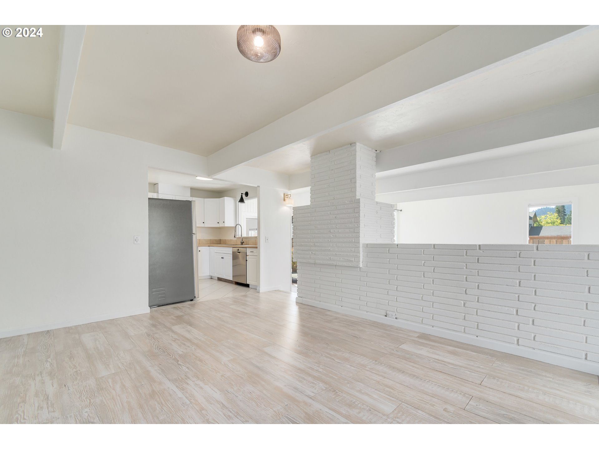 5 West 37th Avenue Eugene, OR 97405 - Photo 7 of 42 Dining Room