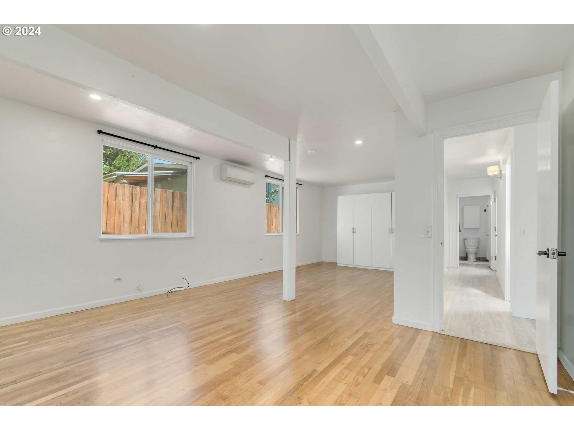 5 West 37th Avenue Eugene, OR 97405 - Photo 10 of 42 Bedroom, Primary