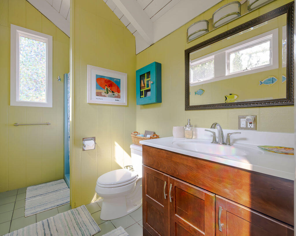 9 Kinnikinnick Road Truro, MA 02666 - Photo 17 of 38 MAIN FLOOR BATHROOM (38)