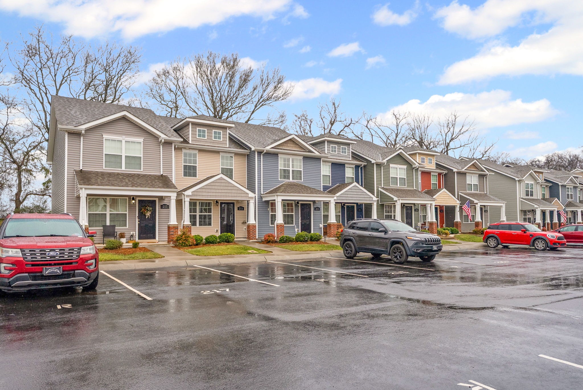 215 Alexander Boulevard Clarksville, TN 37040 - Photo 3 of 29