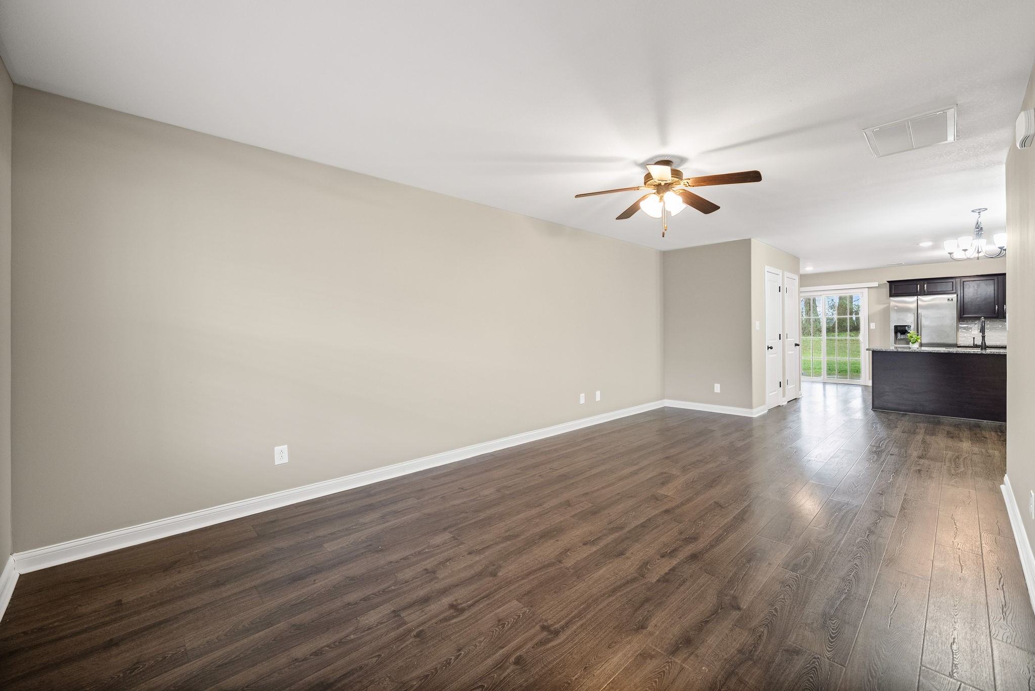 215 Alexander Boulevard Clarksville, TN 37040 - Photo 5 of 29