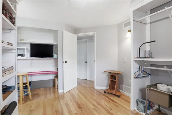 $299,900 | 79 Kaye Park Terrace, Gates, NY 14624