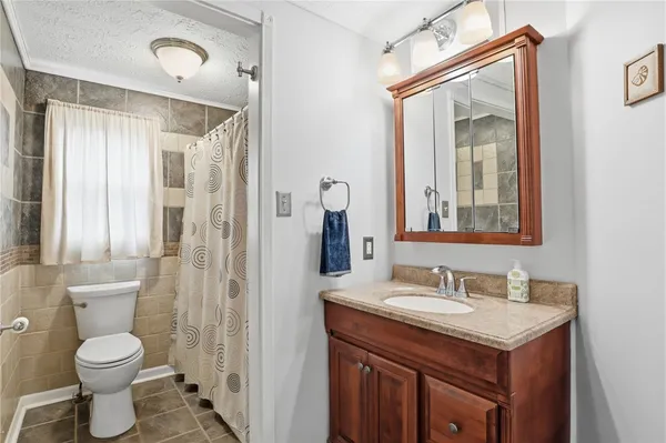 $299,900 | 79 Kaye Park Terrace, Gates, NY 14624
