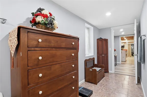 $299,900 | 79 Kaye Park Terrace, Gates, NY 14624