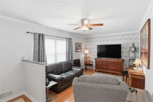 $299,900 | 79 Kaye Park Terrace, Gates, NY 14624