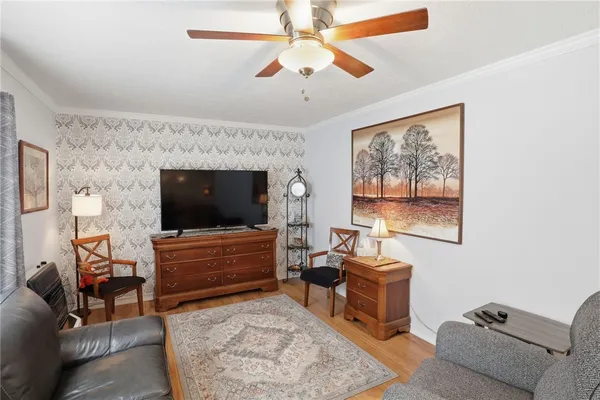 $299,900 | 79 Kaye Park Terrace, Gates, NY 14624