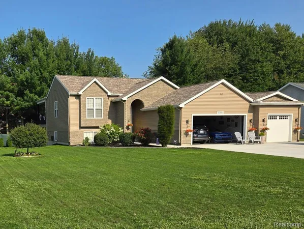 $474,000 | 10856 Skylane Court, Allendale, MI 49401
