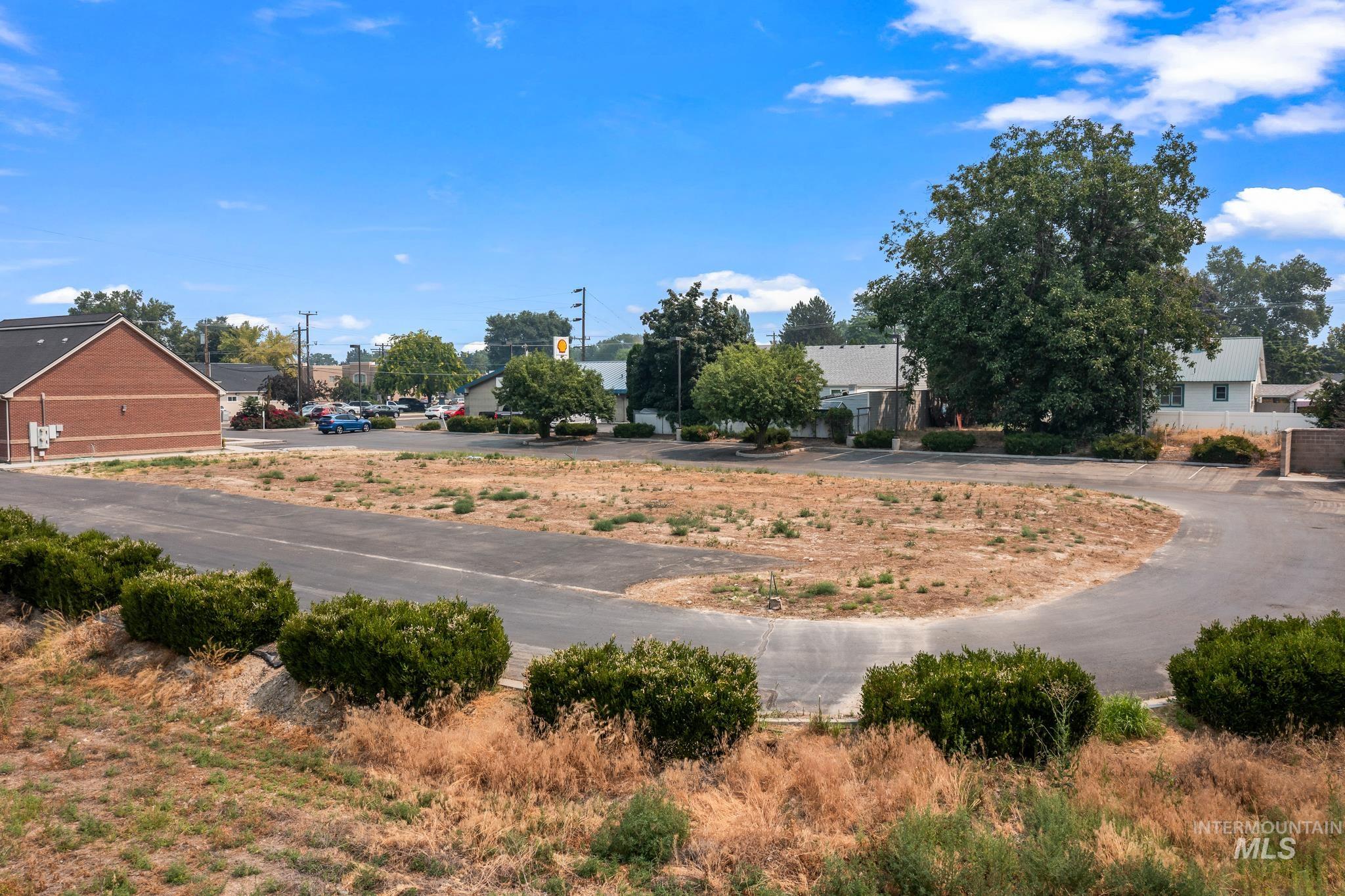 119 Logan Street Caldwell, ID 83605 - Photo 8 of 11